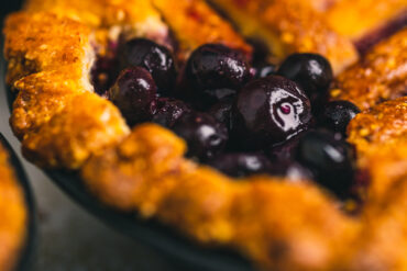 Air Fryer Blueberry pie